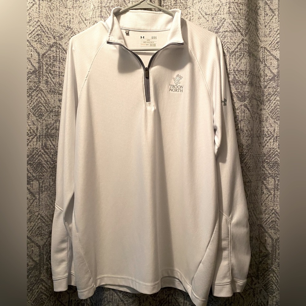 UnderArmor pullover